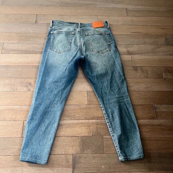 Mid wash blue skinny jeans - Picture 2 of 3